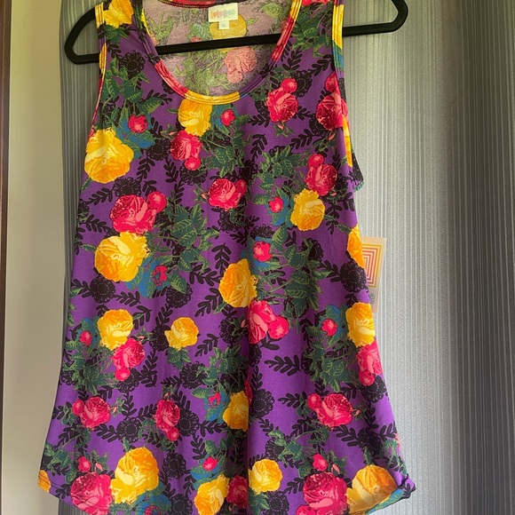 LuLaRoe Tops - LulaRoe Tank Top XL